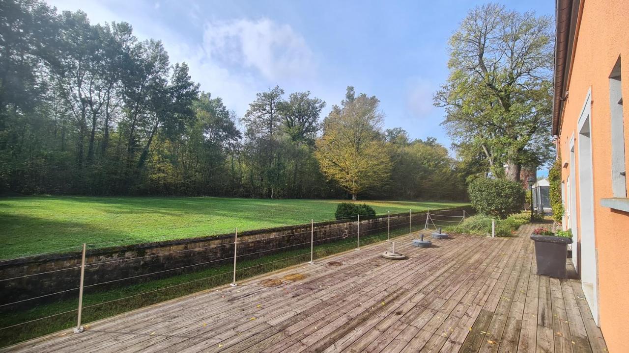 Le Manoir De Villefermoy Les Ecrennes Exterior foto